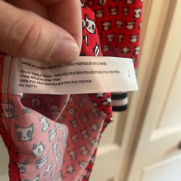 COPY - Eloquii Cat Print Top - Size 26 - PLUS - Picture 9 of 9